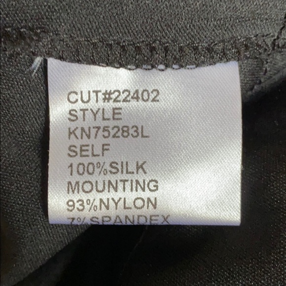 Tadashi gown - Picture 7 of 8